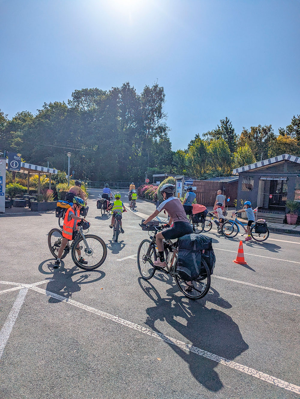 camping accueil velo rando bretagne