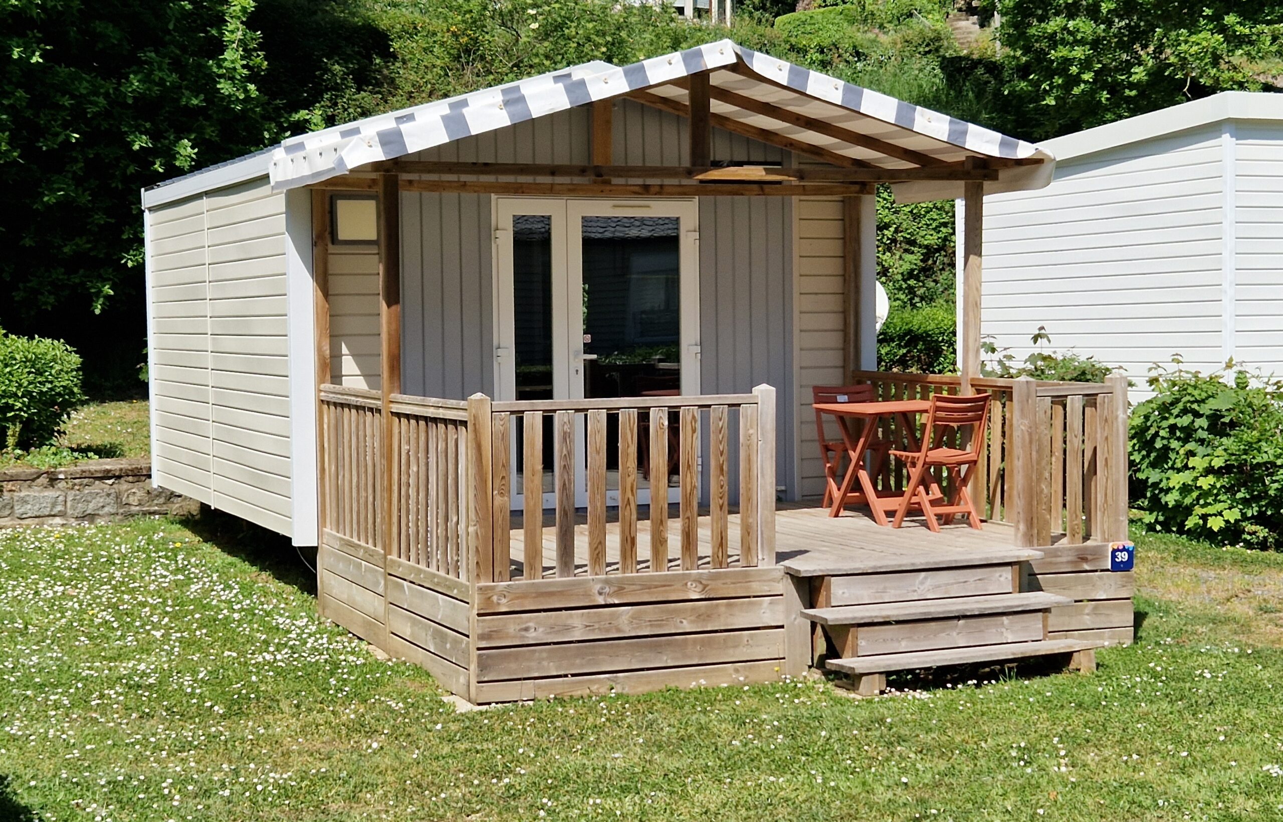 pergola for a mobile home