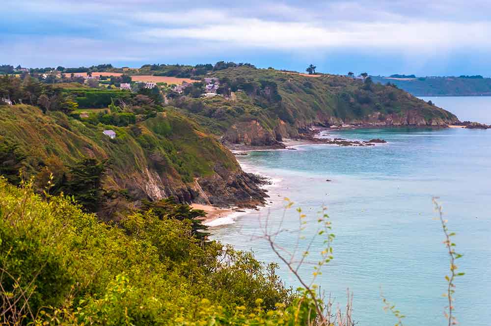 Visit Pointe Roselier
